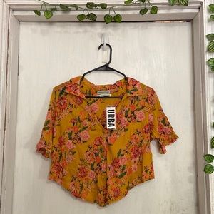 Cute flower button  top